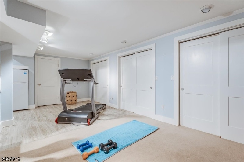 Lower level flex space