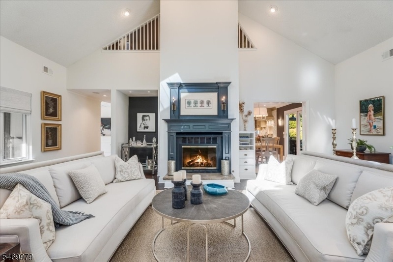 Gas fireplace