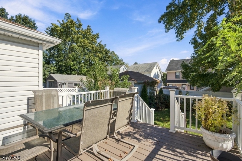 Deck 2