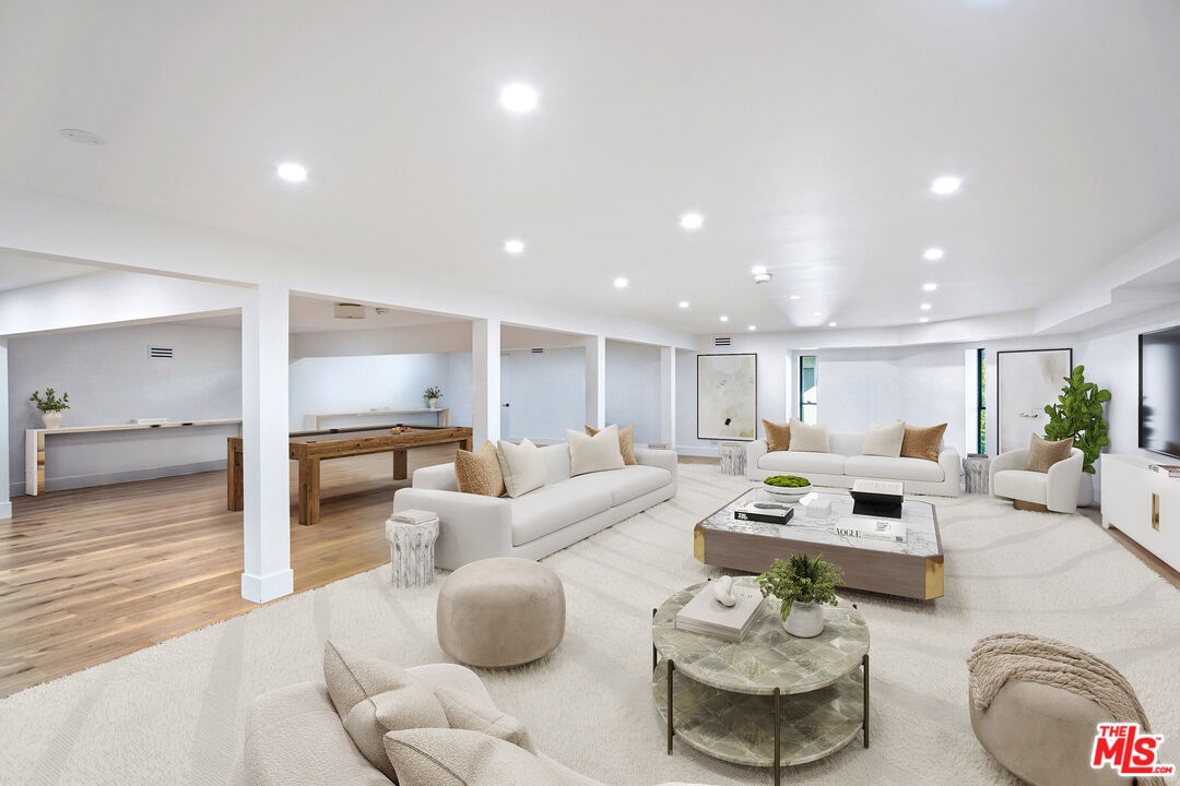 Basement, rec. room virtually 