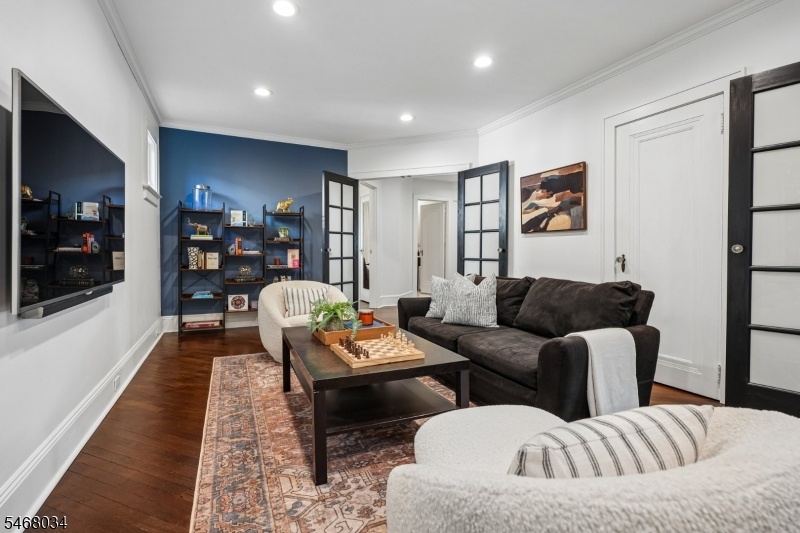 Fabulous Colonial