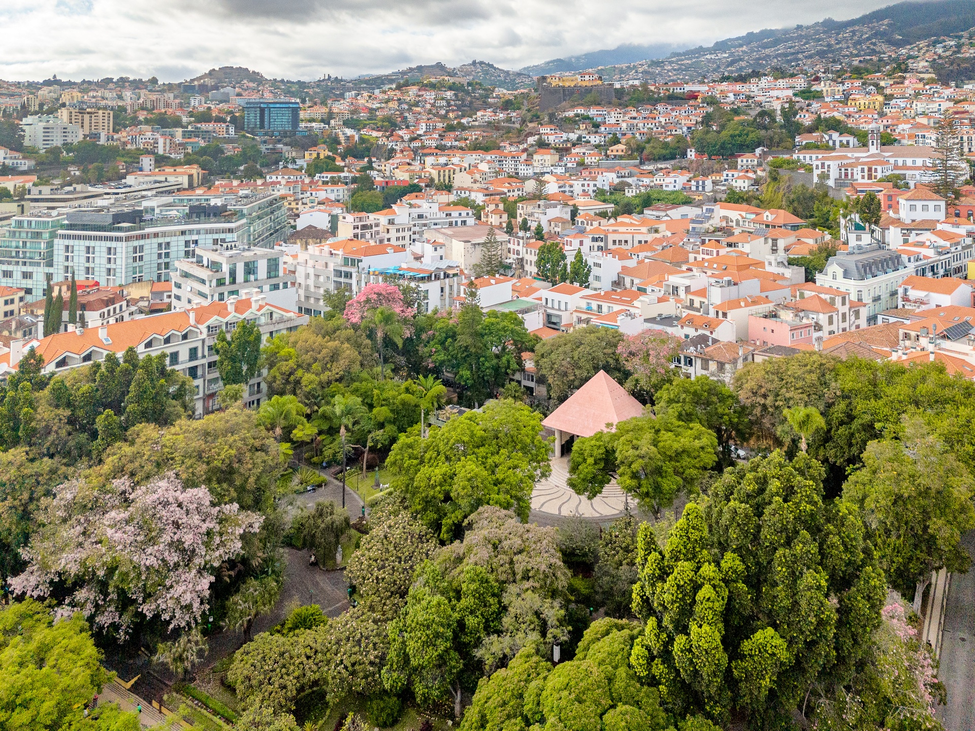 The Municipal Garden, on the doorstep | Jardim Municipal, à porta