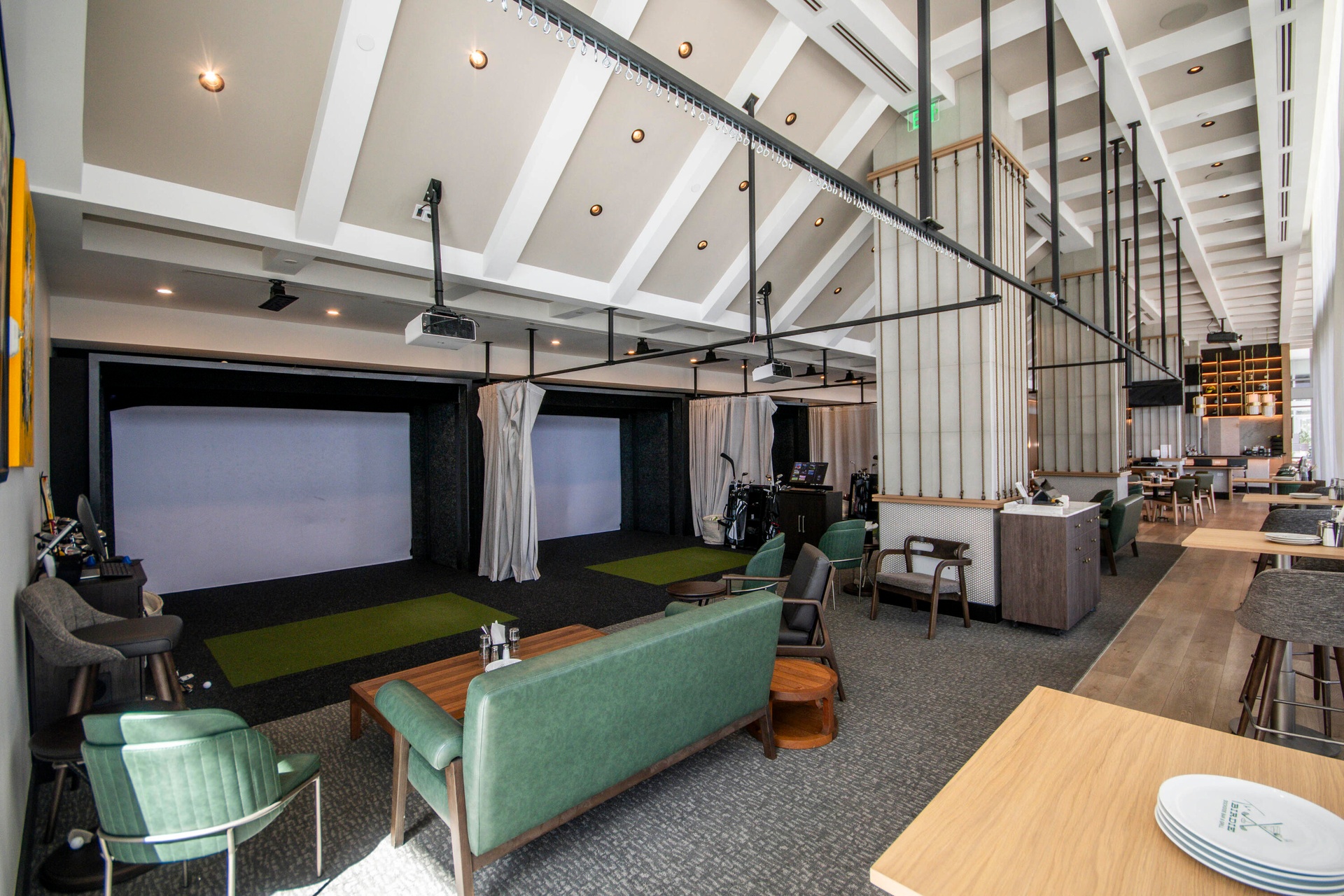 Golf & Sports Simulators