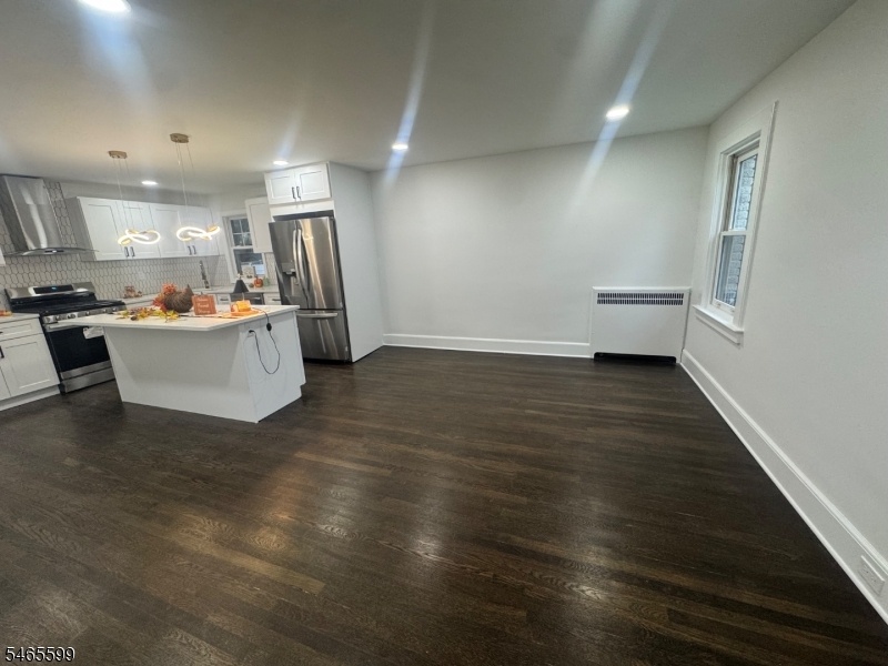 Dining Room - large kitchen