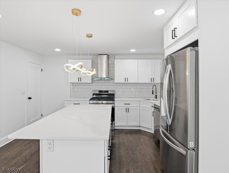 Oversized Kitchen Island