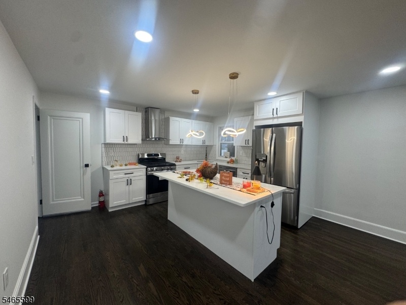 Large Kitchen