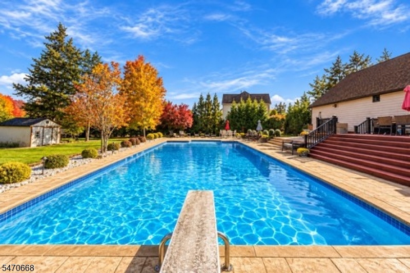 pool