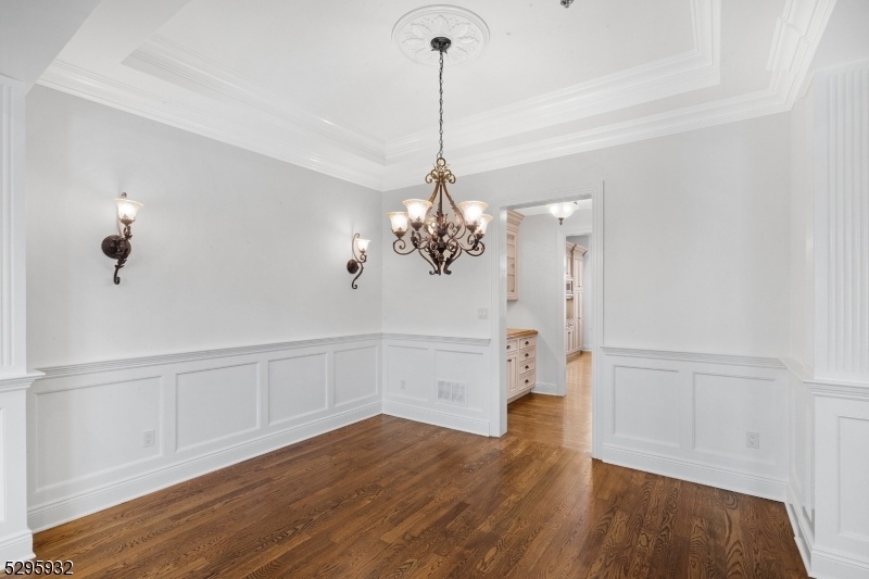Dining Rm