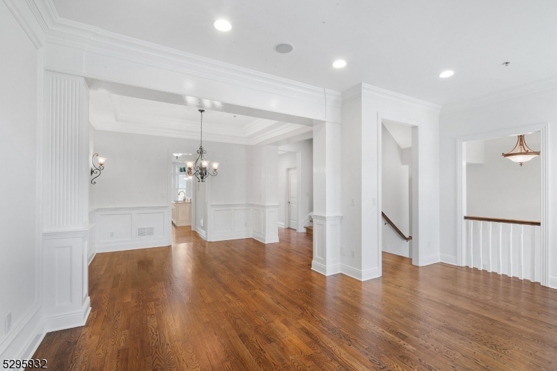 Living Rm & Dining Rm