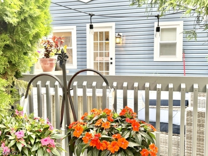 flower deck