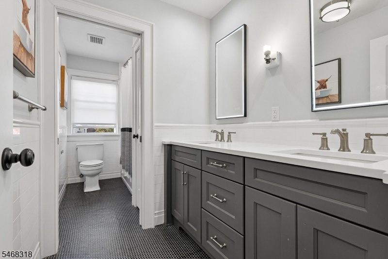 2nd Floor Hallway Bathroom