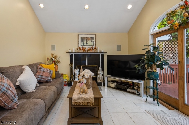 Vaulted ceiling