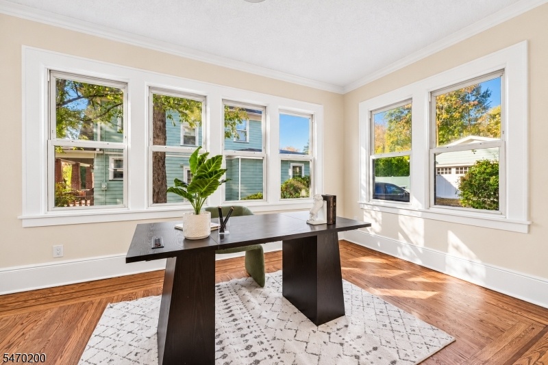 Sunroom/Office