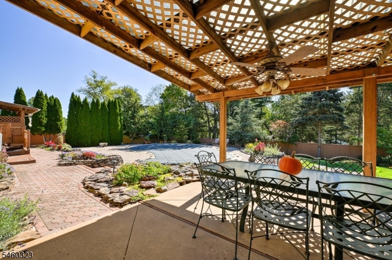 Outdoor Entertaining area