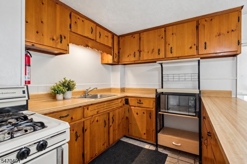 2nd Floor Kitchen