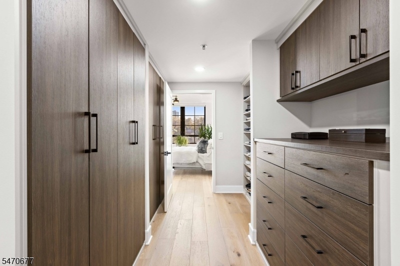 5 1st bedroom walk-in closet 1