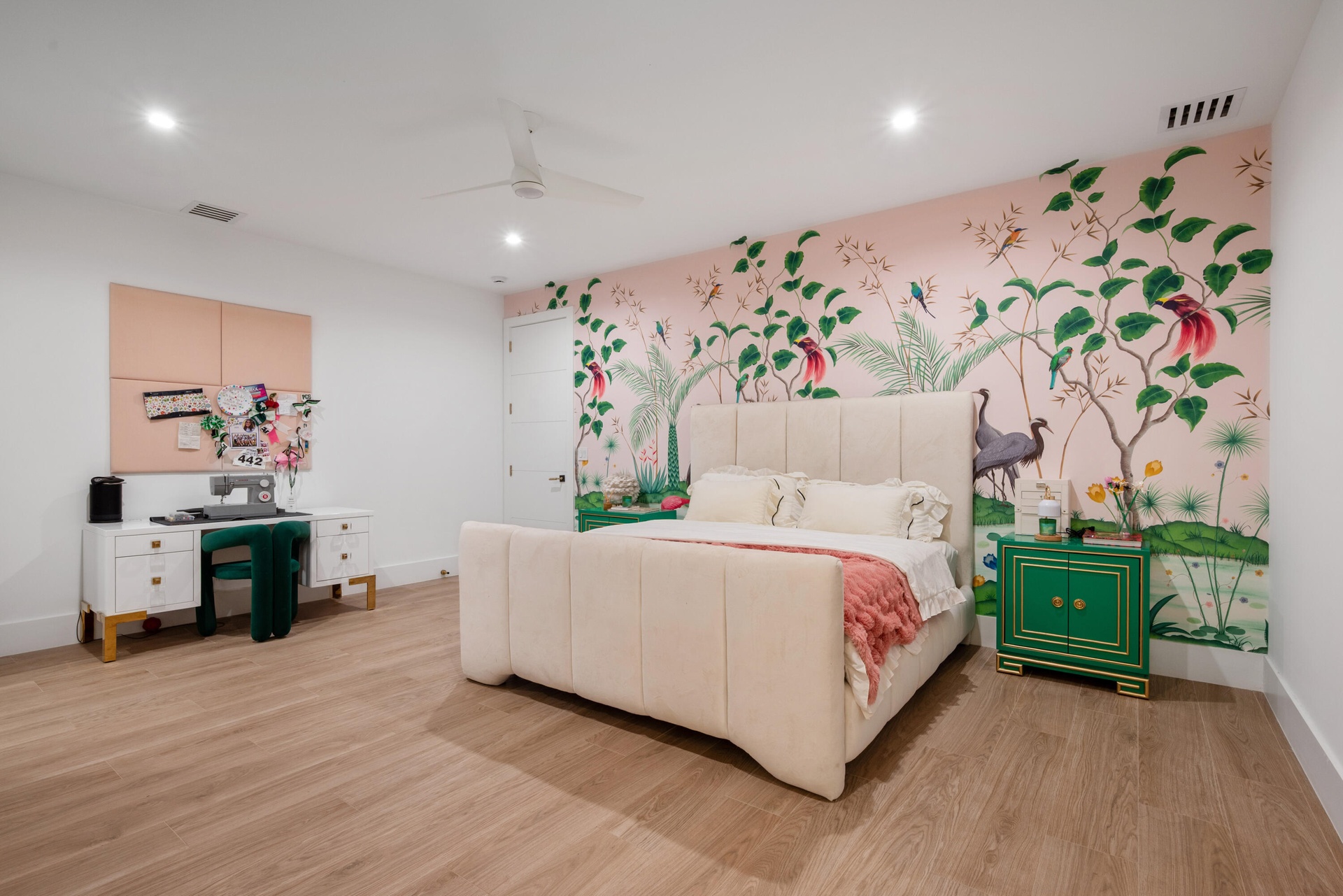 Ensuite Bedroom 4