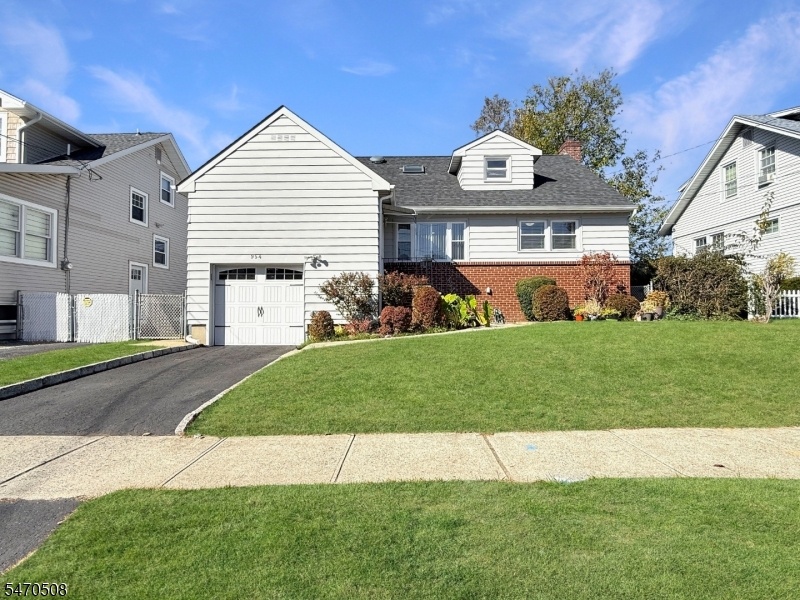 Beautiful 4BR Cape Cod