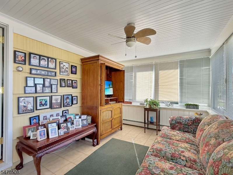 Sun Room w/ Heat & A/C