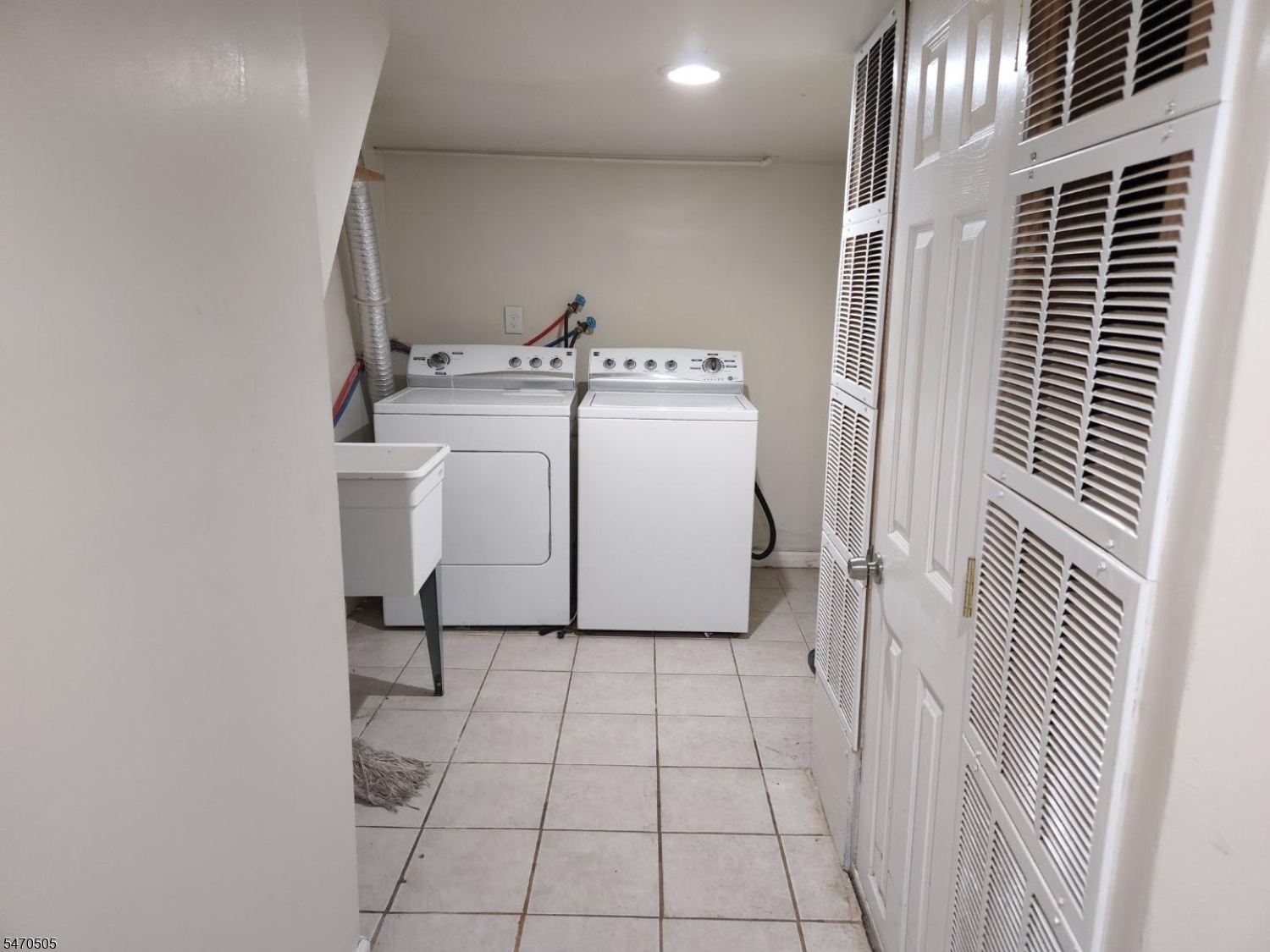 Laundry area