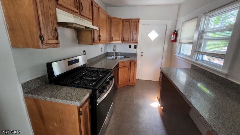 Kitchen-Unit 2
