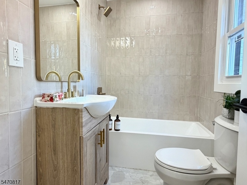Full Bath
