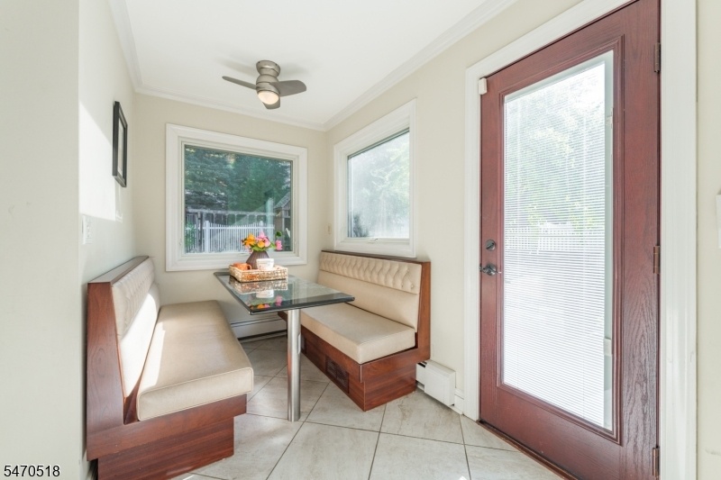 Breakfast Nook