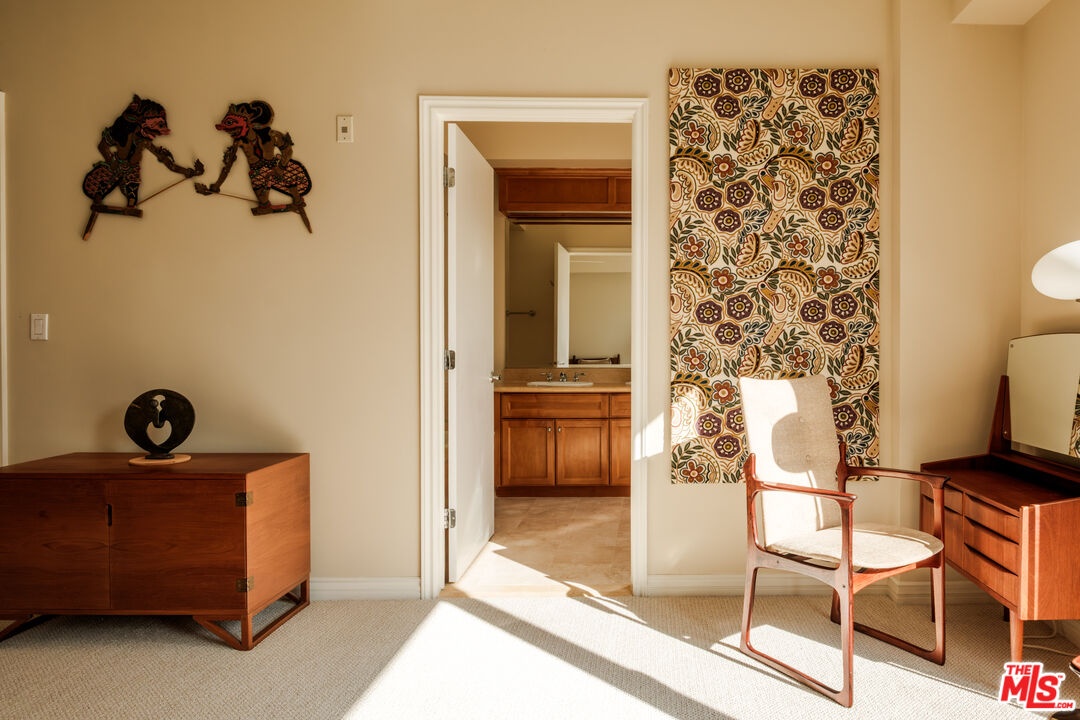 Primary, En-Suite Bath