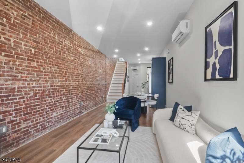 Living Room/Dining Room