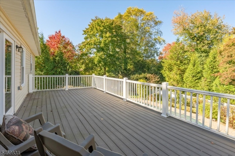 Upper Deck
