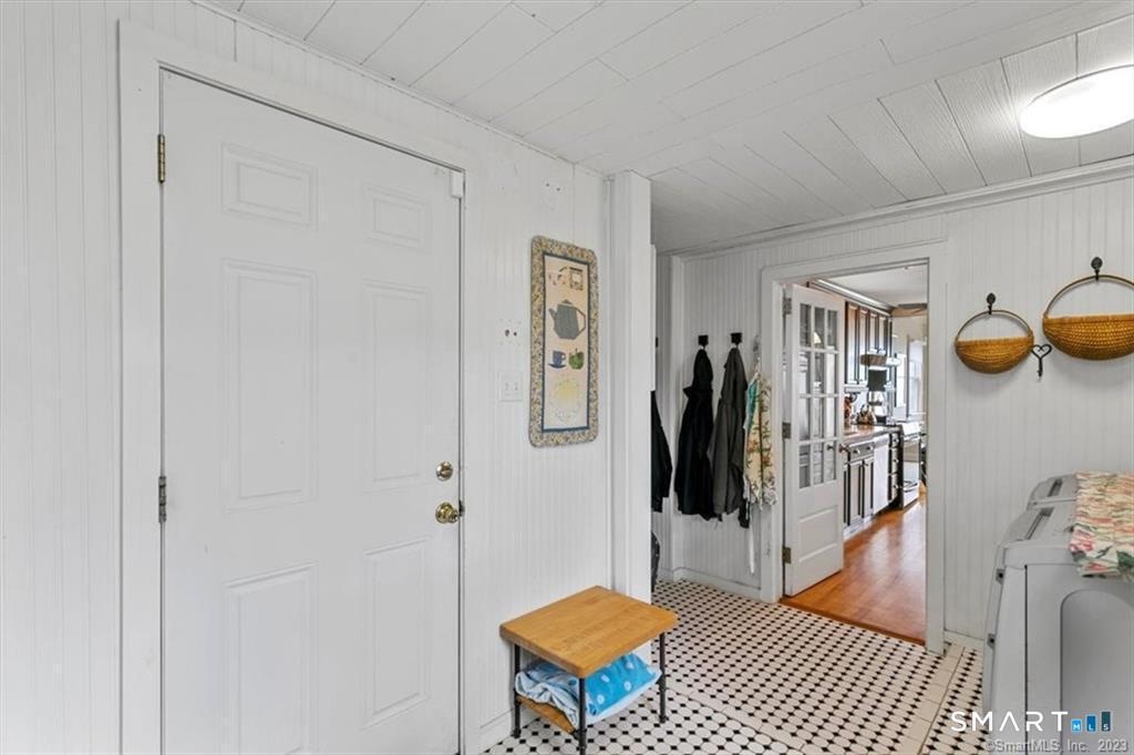 Mud Room