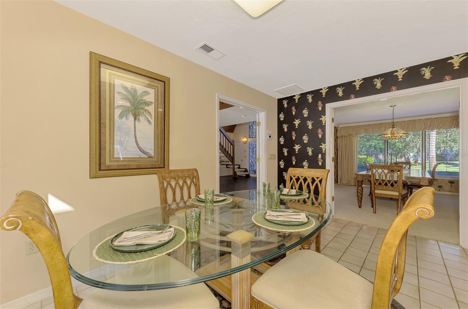 Eat-in Kitchen/Dining Room