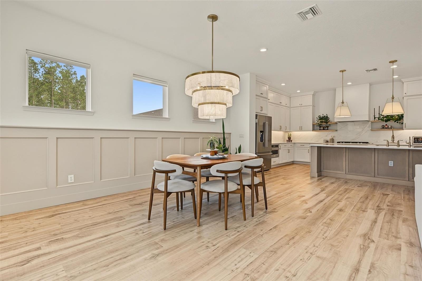 Dining nook adjoins kitchen