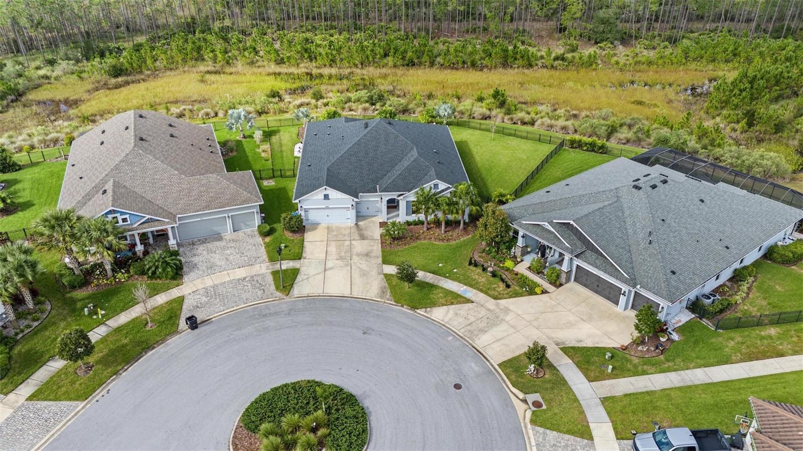 Sought-after cul-de-sac location