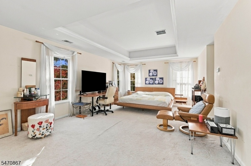 Primary Suite w/gorgeous views