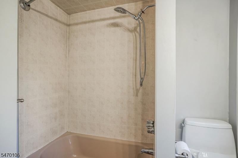 UNIT 2 FULL BATH