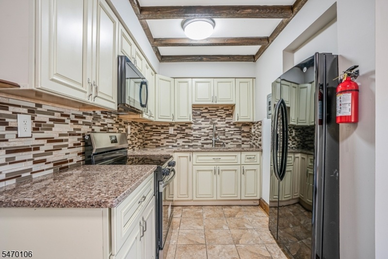 UNIT 2 KITCHEN