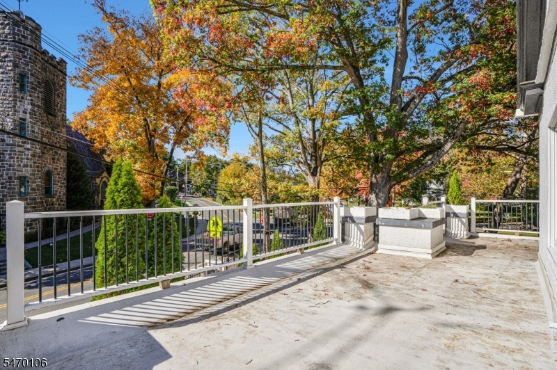 TERRACE/BALCONY
