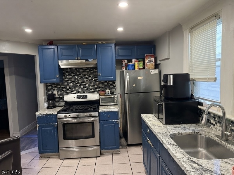 1st Unit Kitchen