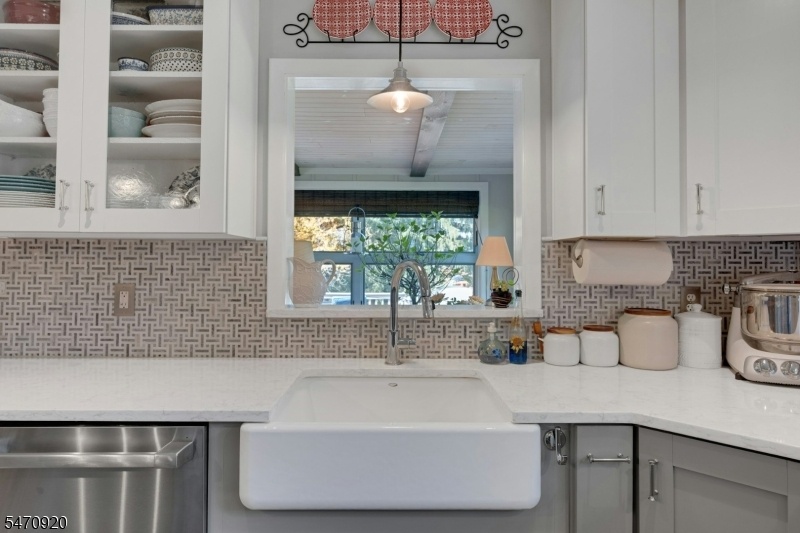 Porcelain Faram Sink
