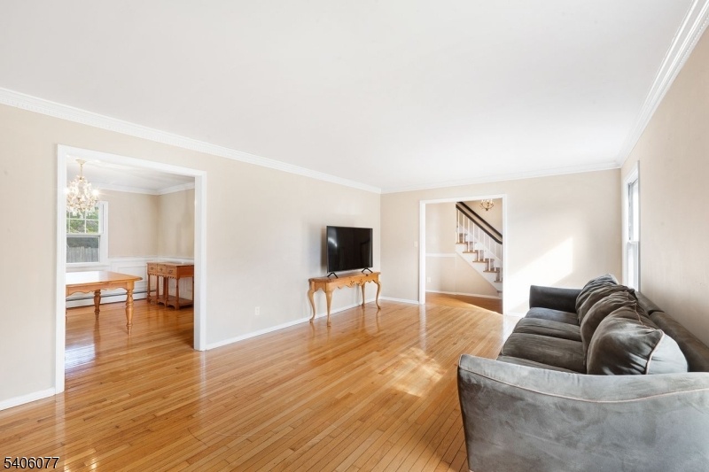 LR Opens to Dining Room