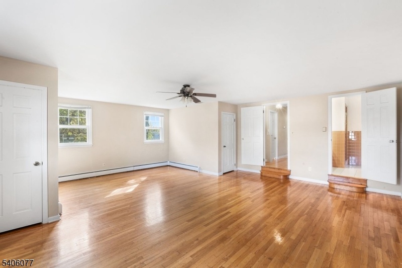 Primary BR Suite w/4 Closets