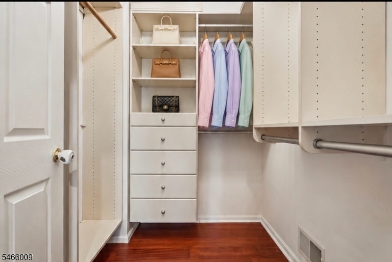 Walk-in Virtually Staged