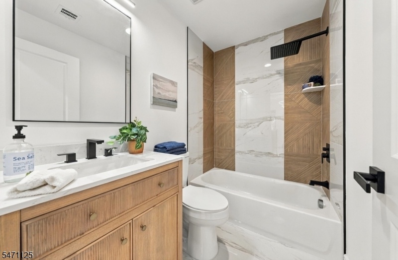 Full bath