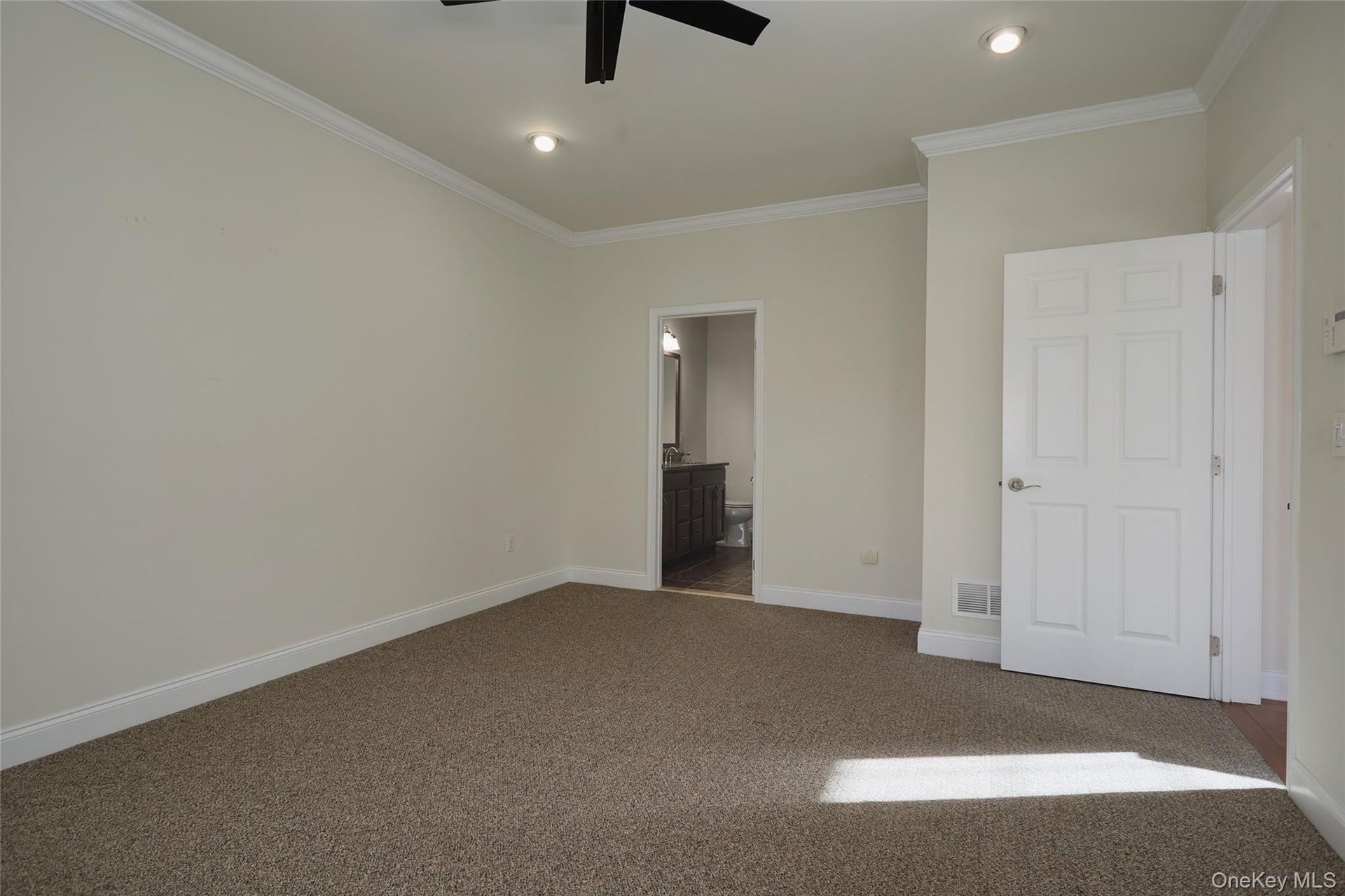 Primary on the main floor