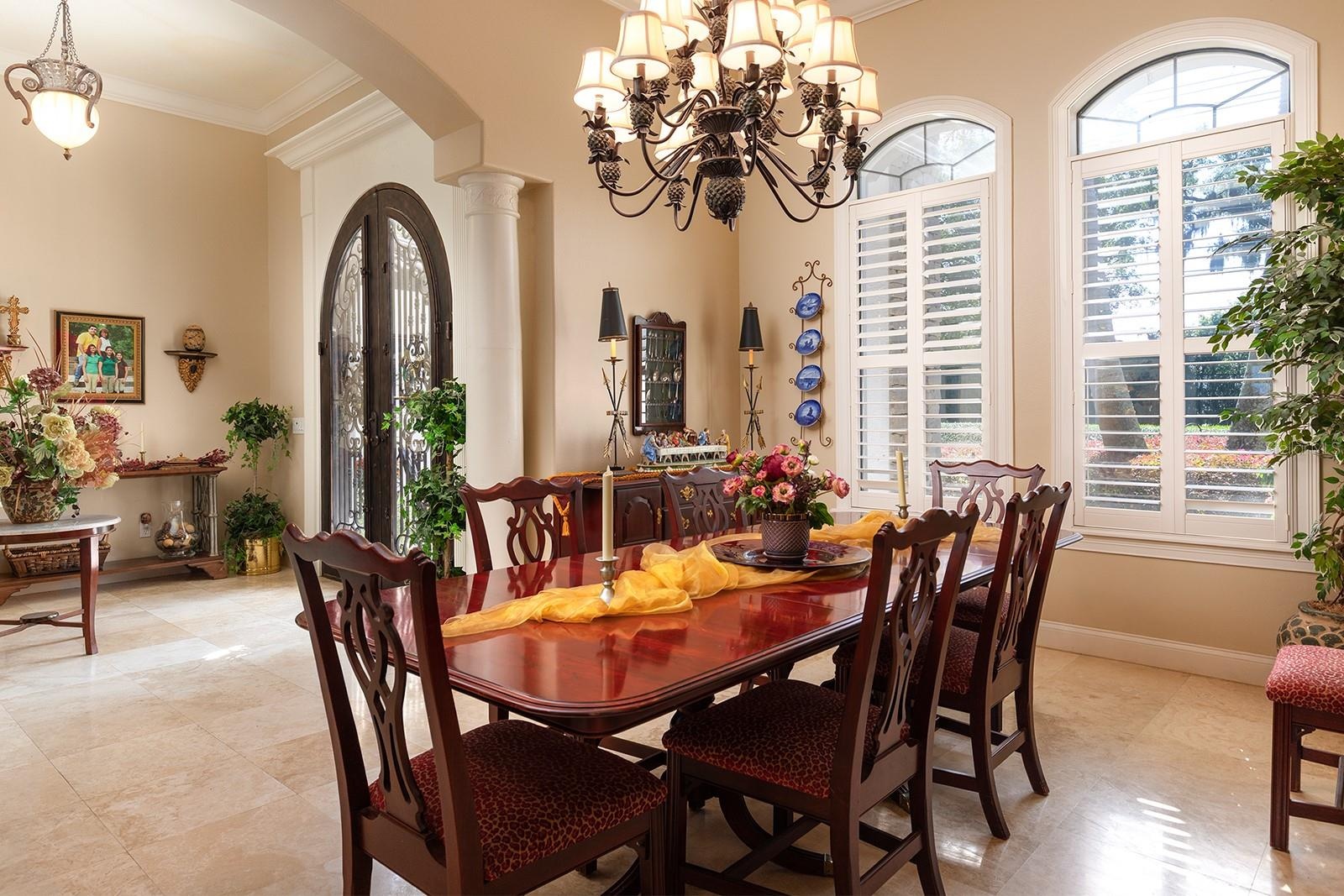 Formal Dining