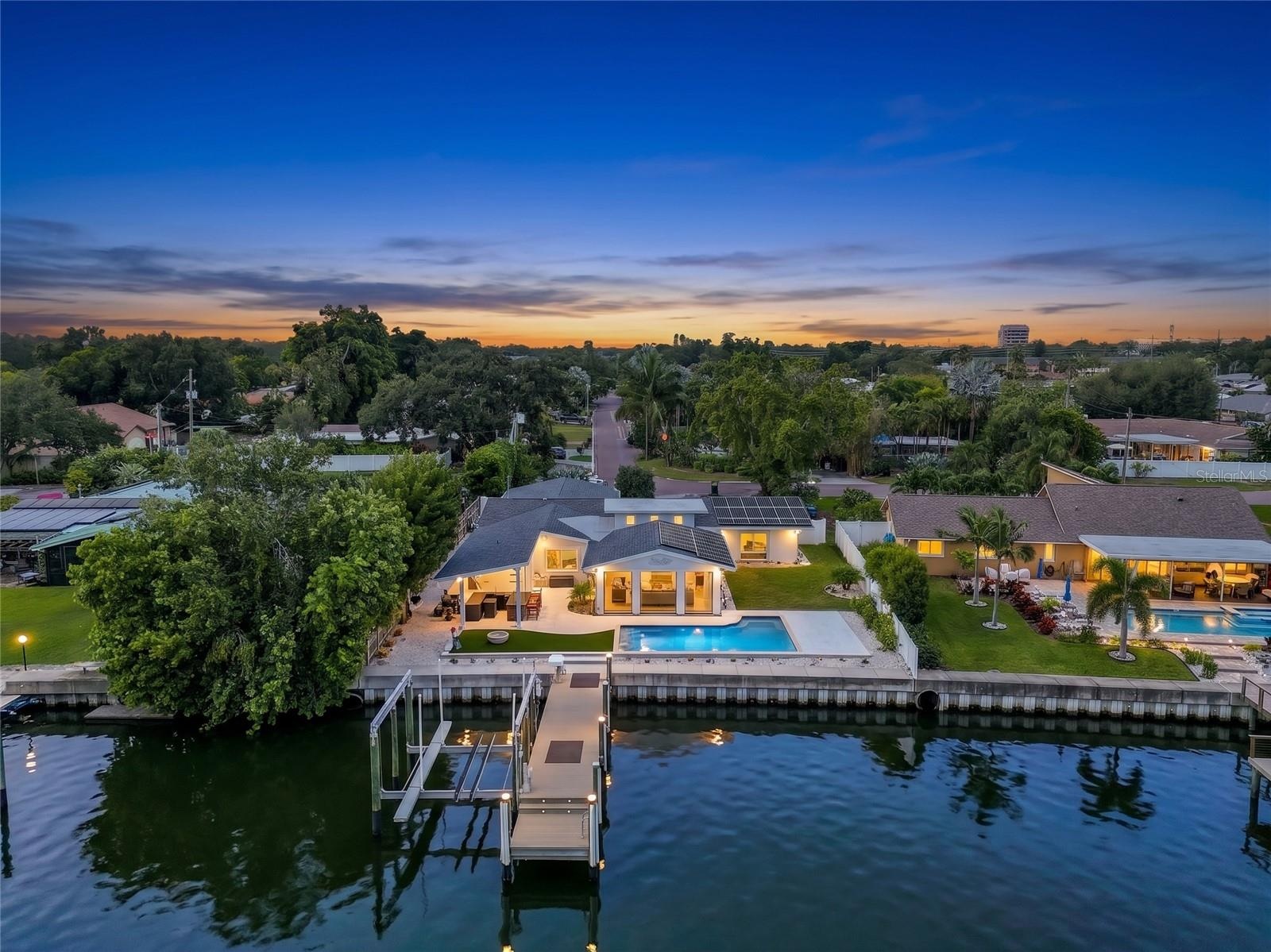 Broadwater Waterfront Oasis