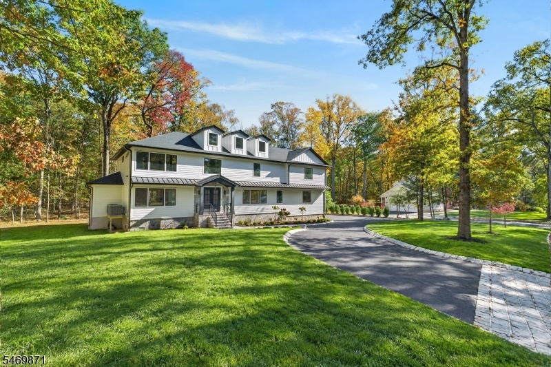 6 BR 6.5 bath home