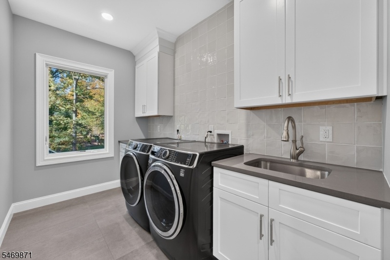 2nd FL Laundry Room