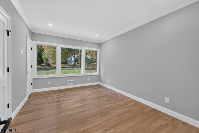 1st Fl Office/BR, full bath